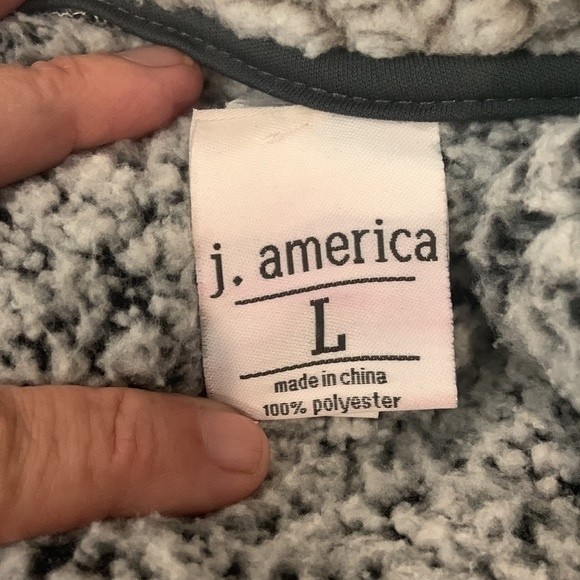 J. America fleece sweater women’s large - Picture 5 of 7